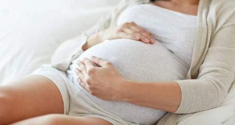 Grossesse et supplémentation : Quelles sont les recommandations et que faut-il éviter?